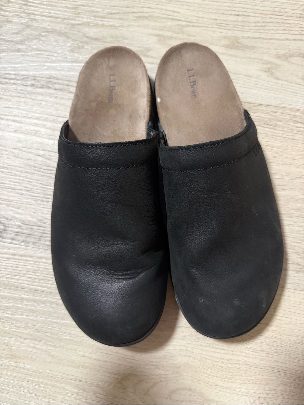 L.L.BEAN Women's Go-Anywhere Leather Clogs Nubuck Black Mules Size 9 Medium - Picture 9 of 10